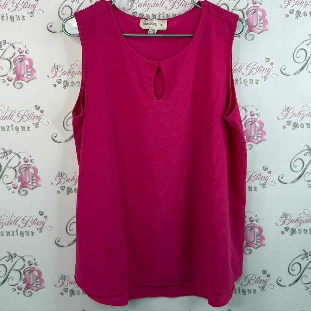 Urbanology tank top shirt bright pink keyhole opening Fuchsia Sleeveless Blouse